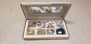 lot 158 image: Lot of Costume Jewelry Necklaces w Case