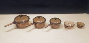 lot 326 image: Lot of 4 Vintage Vision by Corningware Amber Glass Sauce Pans, 2.5L, 1.5L, 1L,