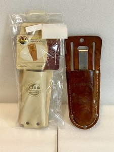 lot 8 image: Lot of 2 - New Chalimex Cutter Holder Top Gain Leather & Corona Cutter Holder