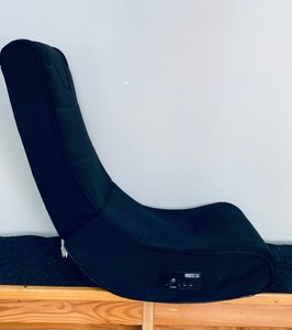 lot 75 image: XP Series Gaming Chair Model #5600061 17 L x 31.5 D x 31.5 H, Black