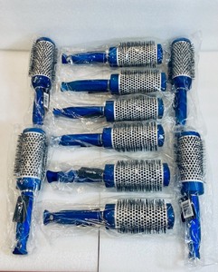 lot 97 image: Lot of 10 - New Royal 175 Hair Brushes 9 x 3, Blue