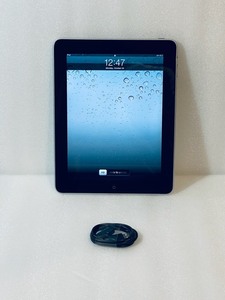 lot 7 image: Apple iPad 1st Generation 16GB 9.7 BlackSilver