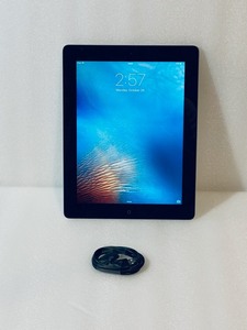 lot 9 image: APPLE IPAD 3RD GENERATION 64GB 9.7 BLACKSILVER