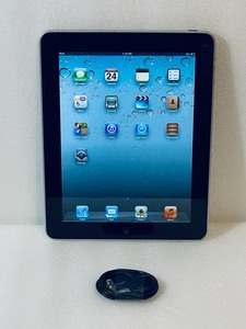 lot 12 image: Apple iPad 1st Generation 32GB 9.7 BlackSilver