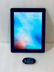 lot 18 image: Apple iPad 2nd Generation 16GB 9.7, BlackSilver