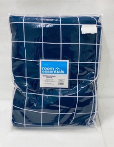 lot 28 image: New Room Essentials Reversible Microfiber TwinTwin Extra Long Comforter 66 W x 94 L in Blue