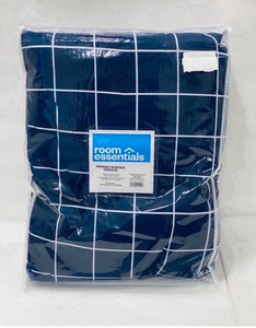 lot 40 image: New Room Essentials Reversible Microfiber TwinTwin Extra Long Comforter 66 W x 94 L in Blue