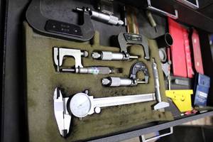 lot 75 image: Contents of drawer machinist items and more