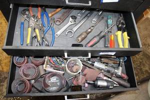 lot 79 image: Contents of 2 drawers see pics