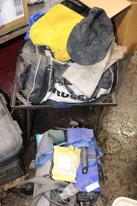 lot 129 image: Welding Equipment CT312 Cut Welder, Gloves and Jacket Plus Cart