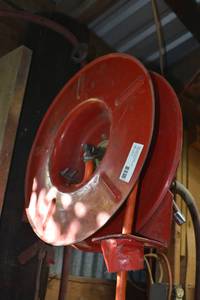 lot 8 image: Airhose Real with hose