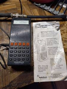 lot 177 image: PRO-82 200-Channel Handheld Scanner