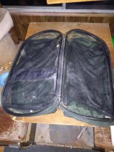 lot 179 image: Large Samsonite Soft Luggage