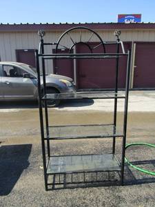 lot 9 image: 4 tier black metal bakers rack all glass in good condition, 703715
