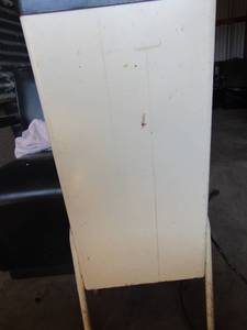 lot 31 image: Gemini Hair dryer on wheels, 9.7 amp serial # 24541 60cy,
