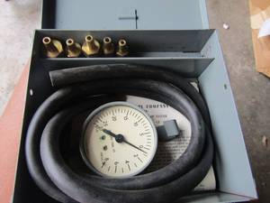lot 93 image: Vacuum gauge & pump tester Model# 27-12, Shop mate jigsaw Model #2100 Type Z electric