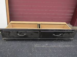 lot 99 image: Black 2 drawer under bed storage case needs a little TLC,  6719