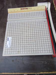 lot 116 image: Boston paper cutter