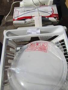 lot 143 image: Dish drain, various plastic lids, white plastic rolling pen, GTC electric knife, handy dandy mixer