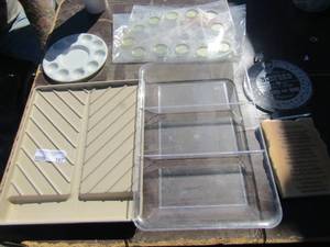lot 167 image: 2 painter trays, painters roller tray, clear plastic 3 slot divides tray
