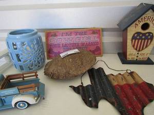 lot 180 image: America the great bird house. Metal Texas art, turtle shell, Vintage model Watson farmers truck