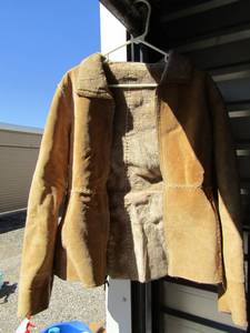 lot 187 image: Guess Genuine leather womens jacket size small, very good condition