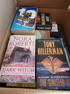 lot 192 image: Box of books includes, Nora Roberts, Toni Hilleman, Kante Entelechies and many more
