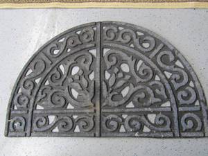 lot 90 image: Thick black outdoor door matt, used but still has life