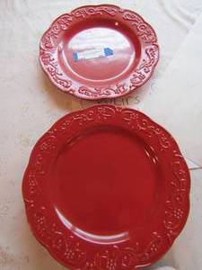 lot 46 image: Paula Den Spice Berry dinner plates qty 4   X$$