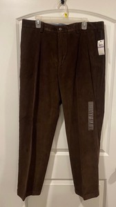 lot 53 image: New Nautica P53300 38W x 30L Coffee Bean Classic Fit Pants