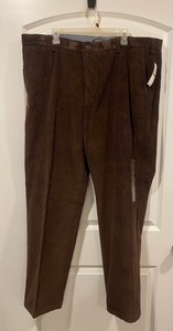 lot 57 image: New Nautica P53300 42W x 32L Coffee Bean Classic Fit Pants