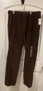 lot 58 image: New Nautica P53300 40W x 34L Coffee Bean Classic Fit Pants