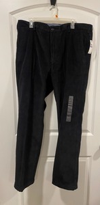 lot 61 image: New Nautica P53300 38W x 32L Black Classic Fit Pants