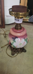 lot 182 image: hand painted lamp