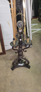 lot 186 image: decorative lamp (no shade)