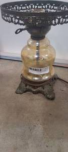 lot 206 image: lamp