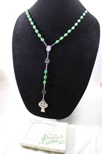 lot 158 image: Jewelry Irish shamrock rosary beads. Handmade in Ireland. In box