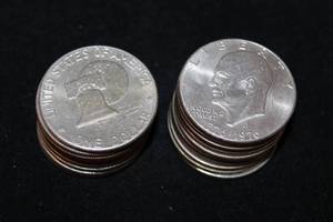 lot 212 image: Coins (19) 1776-1976 Bicentennial Eisenhower Dollar Coins.  Bid is times the quantity