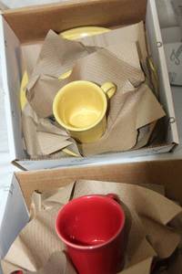 lot 289 image: Fiesta Scarlet red and Sunflower yellow dish sets in box