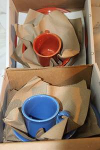 lot 291 image: Fiesta Lapis Blue and Paprika dish sets