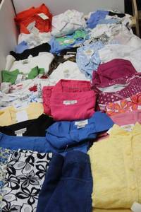 lot 522 image: Womens Clothes Size S-M, Talbots, Coldwater Creek, see pictures