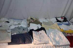 lot 527 image: Womens Clothes Size 6-10 Mostly Liz Claiborne with tags