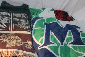 lot 534 image: Blankets as shown