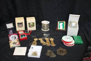 lot 561 image: Home Decor Christmas Decorations Ornaments and ribbon