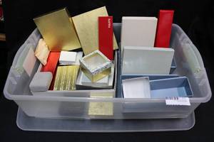 lot 267 image: Gift boxes and storage bins