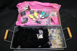 lot 108 image: Artisan created stained glass butterflies and fashion earrings, plus Wire mesh tray with heart pins