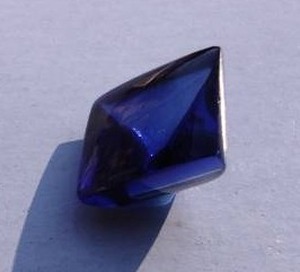 lot 486 image: London Blue Topaz Approx 3.0 carats. 8x8mm Please verify at preview