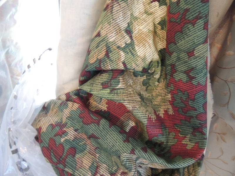 lot 53 image: FABRIC