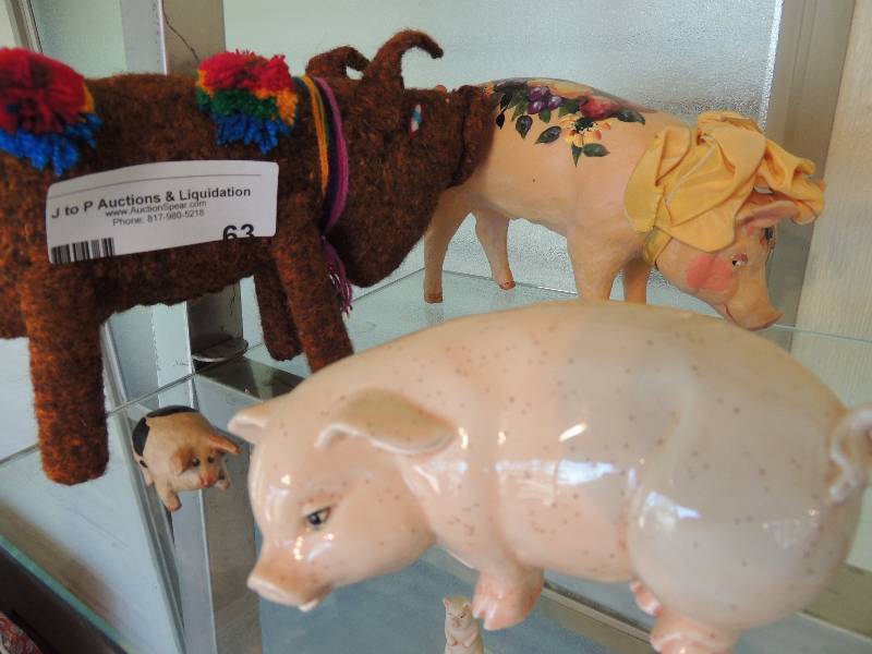 lot 63 image: PIGS