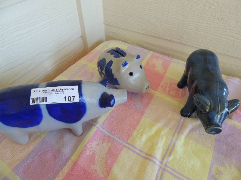 lot 107 image: PIGS